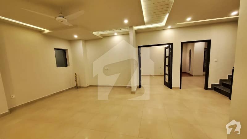 4 Bedrooms Duplex 3700 Sqft Luxury Apartment Up For Sale