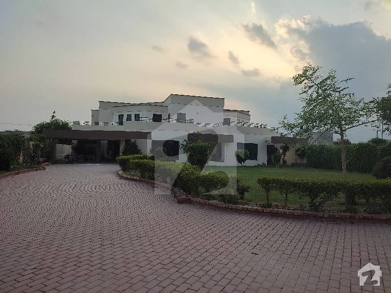 4 Kanal  Corporate House For Rent In Abdullah Gardens