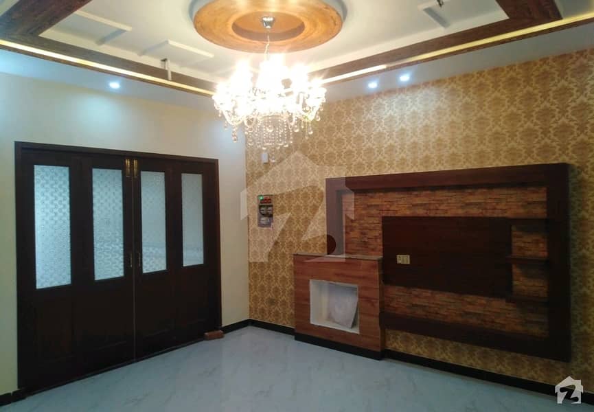 گارڈن ٹاؤن - شیر شاہ بلاک گارڈن ٹاؤن لاہور میں 4 کمروں کا 1 کنال مکان 2 لاکھ میں کرایہ پر دستیاب ہے۔