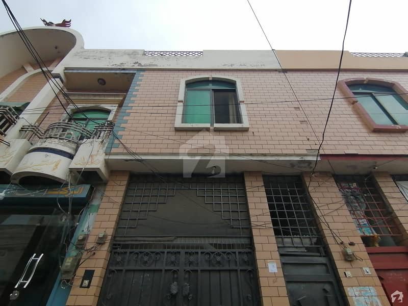 18 Marla Spacious House Is Available In Green Town For Rent