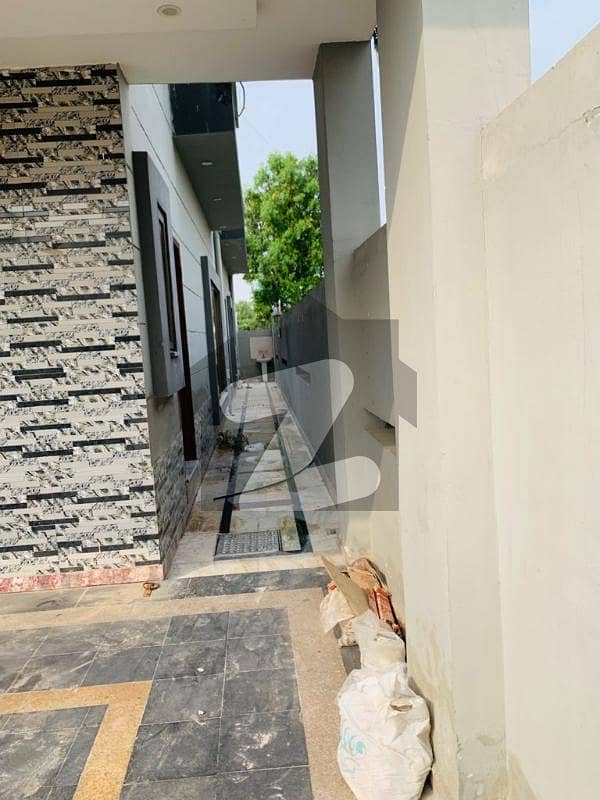 12 Marla New Lower Portion For rent In Lake City Sector M5