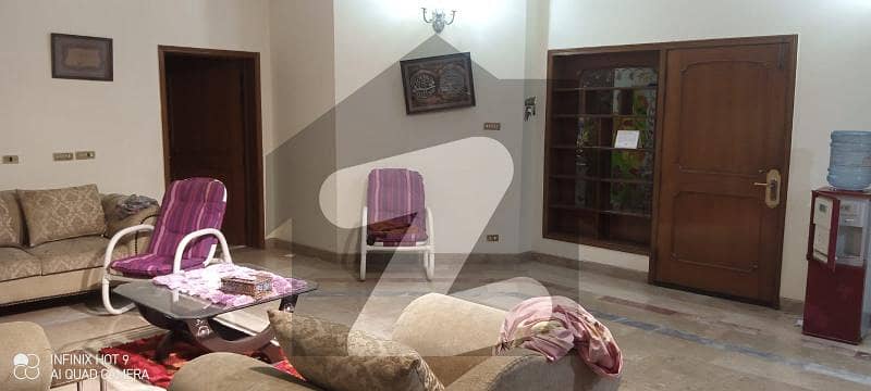 ٹیک سوسائٹی ۔ بلاک سی ٹیک سوسائٹی لاہور میں 3 کمروں کا 1.6 کنال بالائی پورشن 80 ہزار میں کرایہ پر دستیاب ہے۔