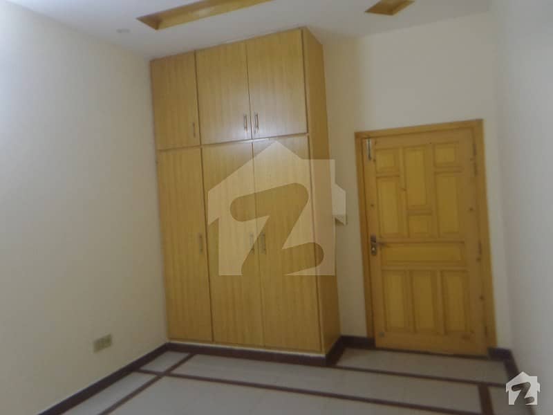 Unoccupied Flat Of 1450 Square Feet Is Available For Rent In