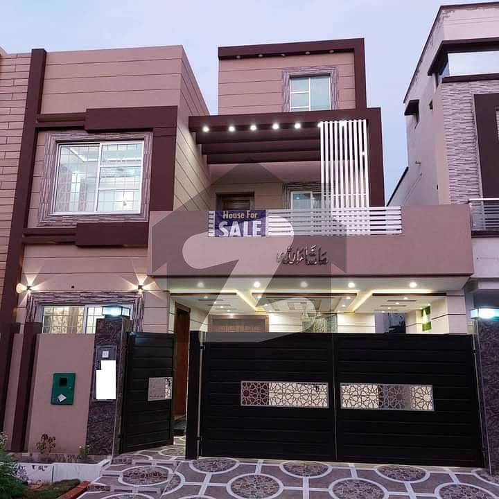 8 Marla Brand New House For Sale In Umar Block Bahria Town Lahore
