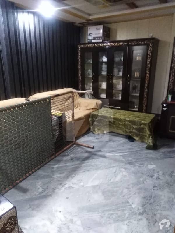اتحاد کالونی ملتان روڈ لاہور میں 6 کمروں کا 3 مرلہ مکان 1 کروڑ میں برائے فروخت۔