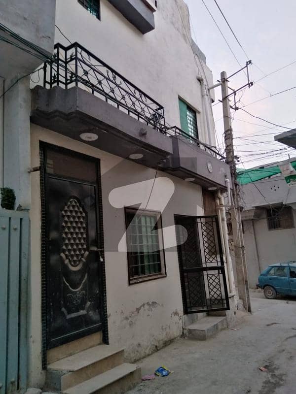 اڈیالہ روڈ راولپنڈی میں 4 کمروں کا 4 مرلہ مکان 70 لاکھ میں برائے فروخت۔