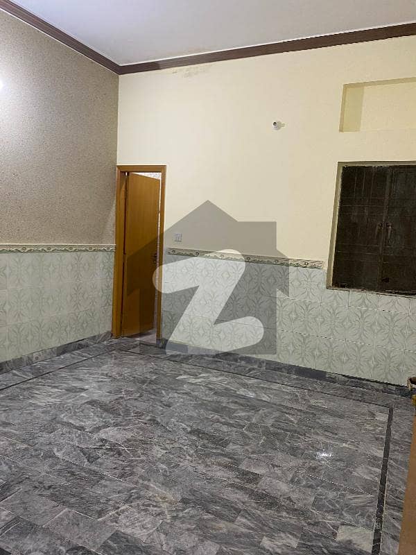 جمیل ٹاؤن لاہور میں 5 کمروں کا 5 مرلہ مکان 1.45 کروڑ میں برائے فروخت۔