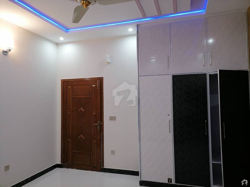 8 Marla House Is Available In Affordable Price In Lahore
