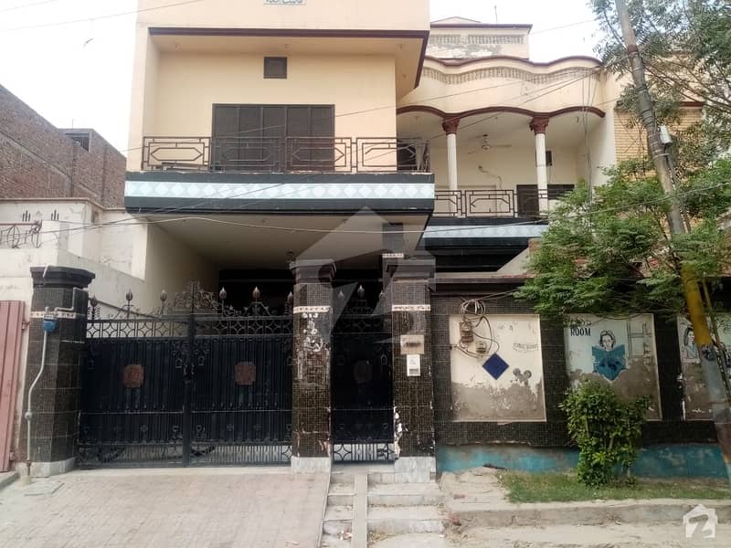 10 Marla House In Satiana Road For Rent