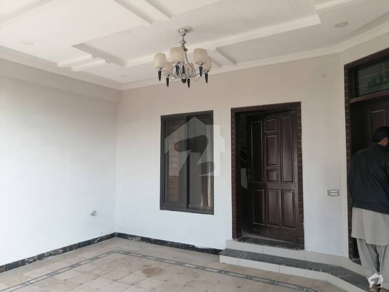 3200 Square Feet House In D-17 For Rent