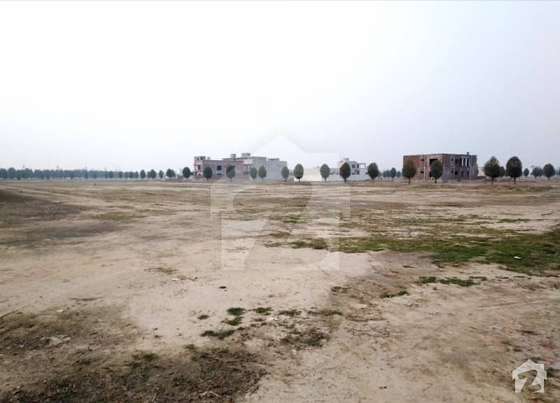 Grand Avenues Housing Scheme Residential Plot For Sale Sized 5 Marla