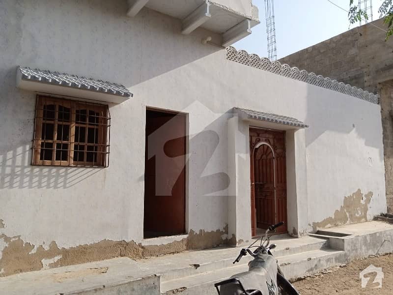 گلشنِ نور تیسر ٹاؤن گداپ ٹاؤن کراچی میں 3 کمروں کا 4 مرلہ مکان 22 لاکھ میں برائے فروخت۔