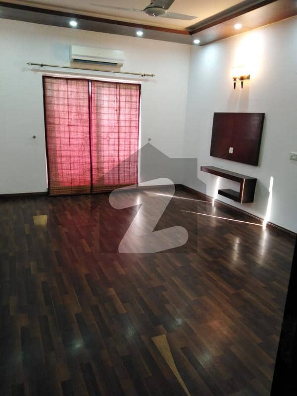 MARVELOUS LOCATION ONE KANAL LAVISH UPPER PORTION ARE AVAILABLE FOR RENT IN PHASE 6