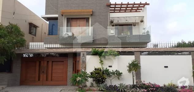 500 yards Owner Built Bungalow with Basement Near Shaheen 500 yards Owner Built Bungalow with Basement Near Shaheen