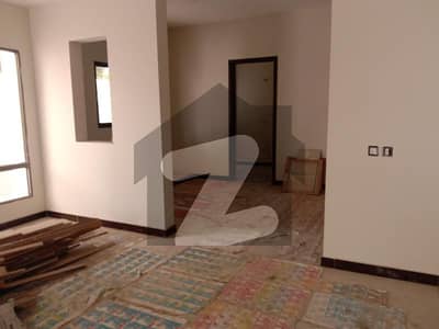 250 Sq Yards Town House For Sale In Dawood Society