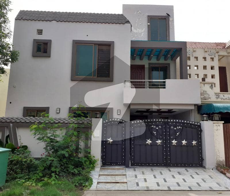 6 Marla Corner House For Rent In Rafi Block Sector E Bahria Town Lahore