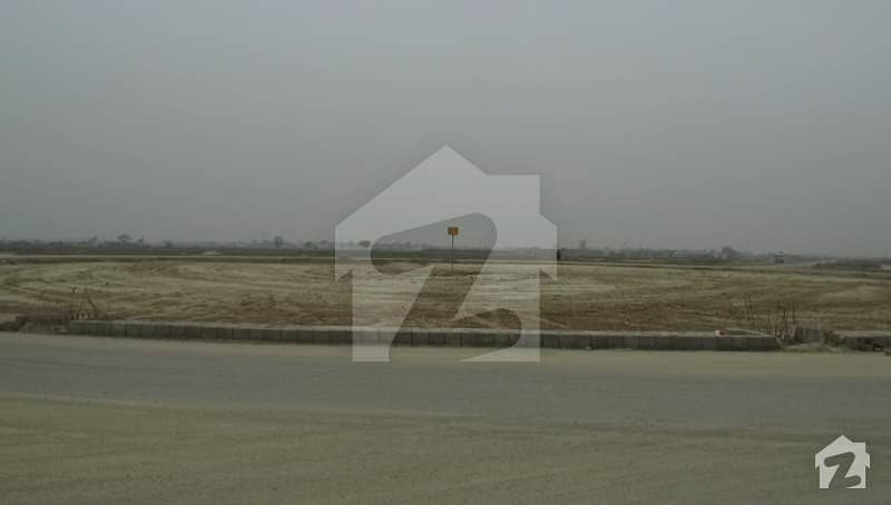 Great Commercial Plot For Sale Available In DHA Defence