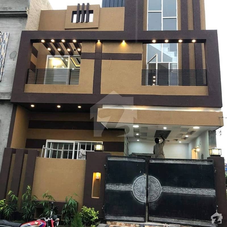 Spaciously Planned 3 Marla House In GT Road Available