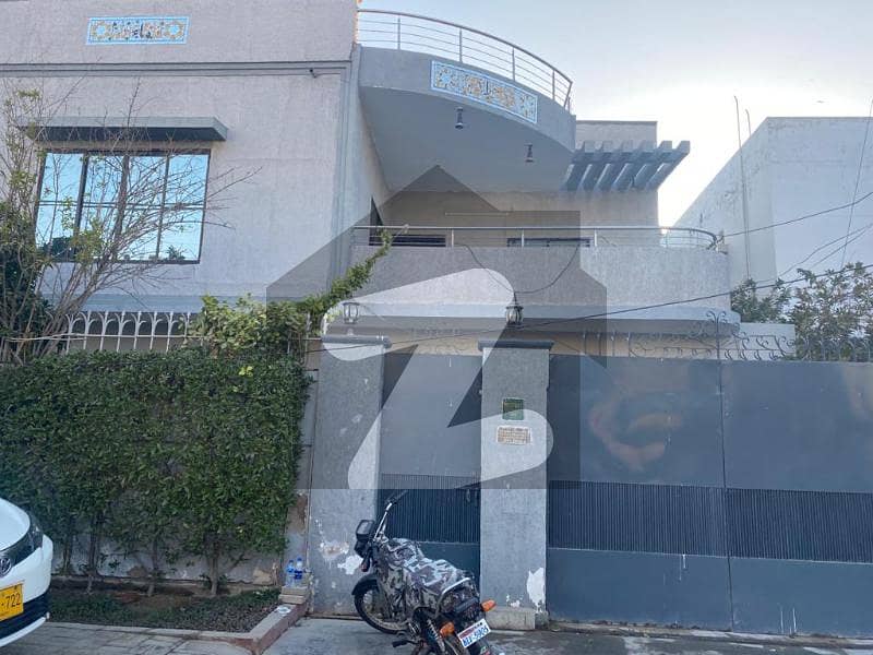 Buy A Great 300 Square Yards House In A Prime Spot Of Karachi