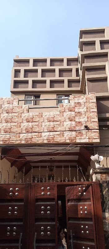 کینال بینک ہاؤسنگ سکیم لاہور میں 4 کمروں کا 5 مرلہ مکان 45 ہزار میں کرایہ پر دستیاب ہے۔