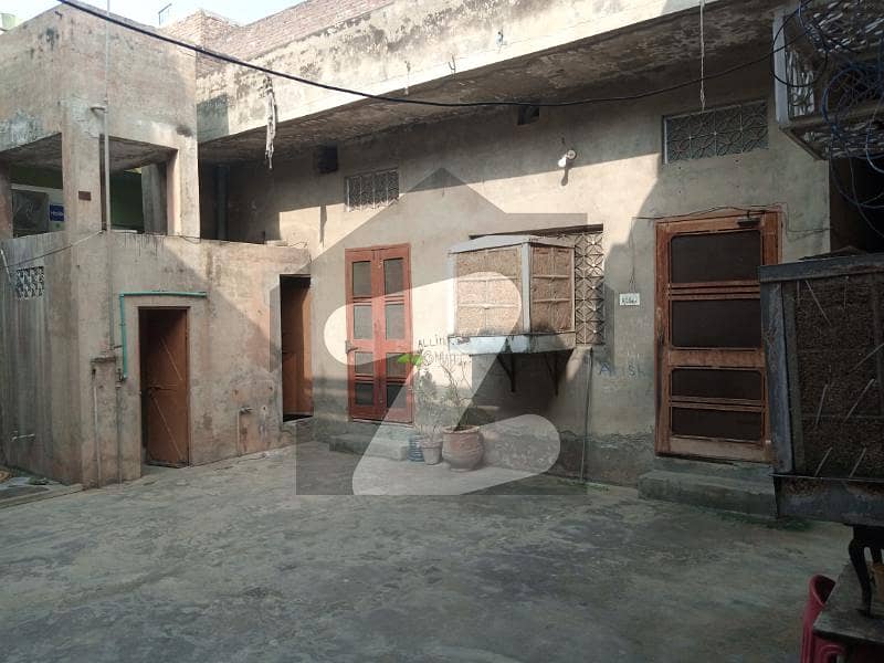 Hot Location In City House Available For Sale Hot Location In City House Available For Sale