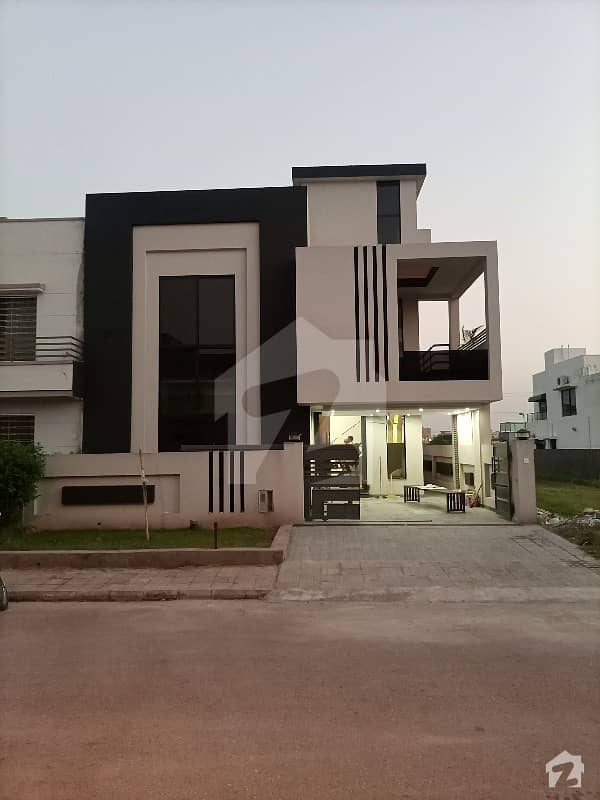 Get In Touch Now To Buy A 2250 Square Feet House In Bahria Town Phase 8