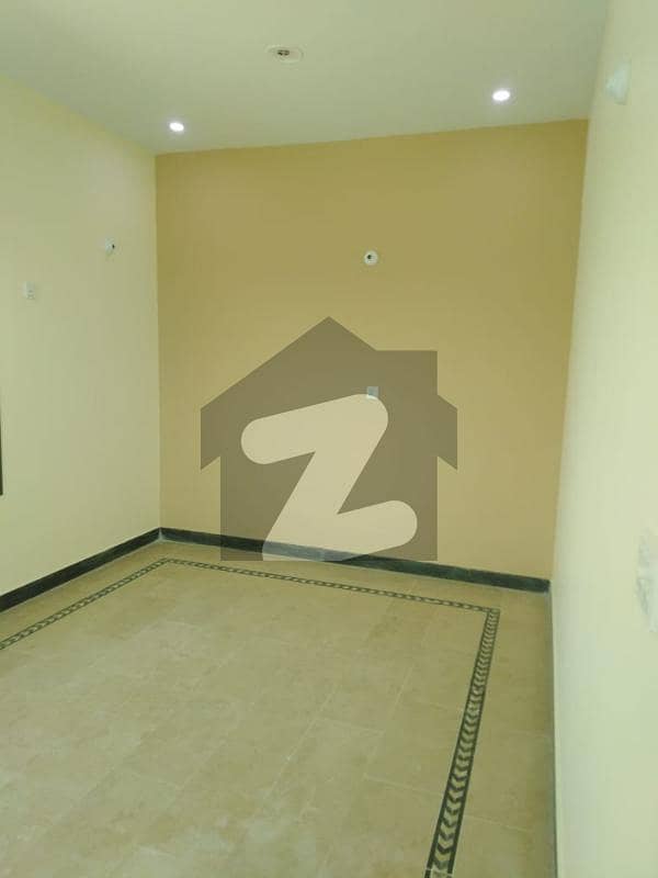 Gulshan-e-maymar Sector R 120 Sq Yards Portion Available For Rent