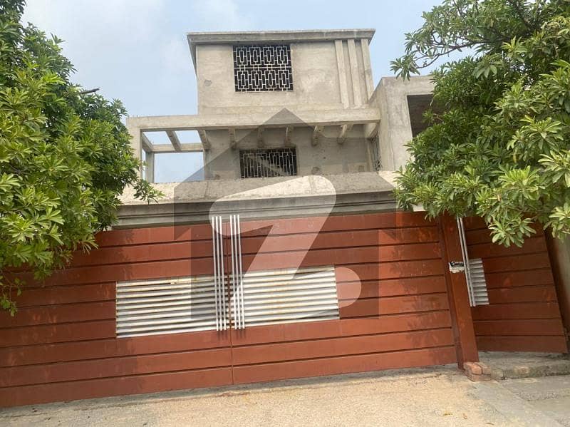 2 Kanal Single Storey House Hot Location Available For Sale In Canal Garden
