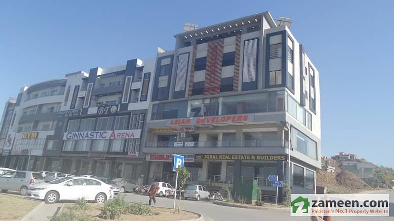 Corner Flat Is Available For Sale