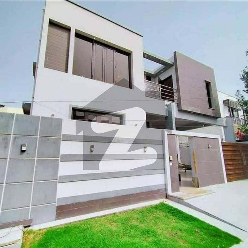 Luxury Bungalow For Sale Dha Phase 6, 300 Yard