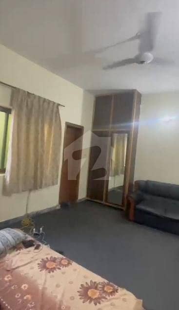 سوان گارڈن اسلام آباد میں 5 کمروں کا 6 مرلہ مکان 1.35 کروڑ میں برائے فروخت۔