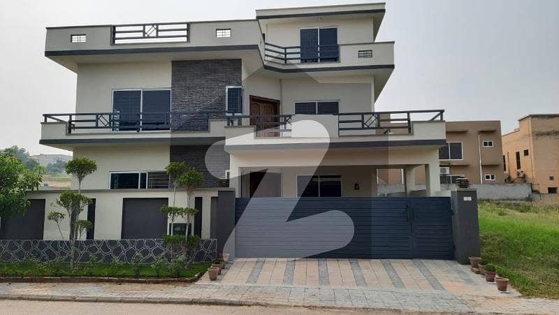1 kanal Brand new house for sale in DHA Phase 2