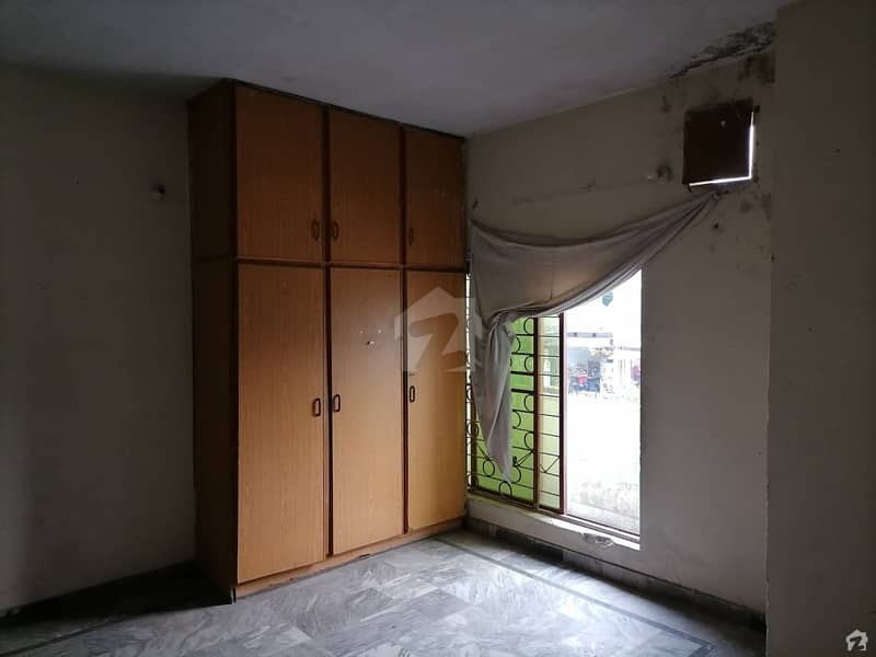 5 Marla Upper Portion In Beautiful Location Of Township In Lahore