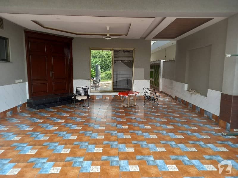 1 Kanal Brand New 1st Entry 6 Bed Tile Floor Available For Family