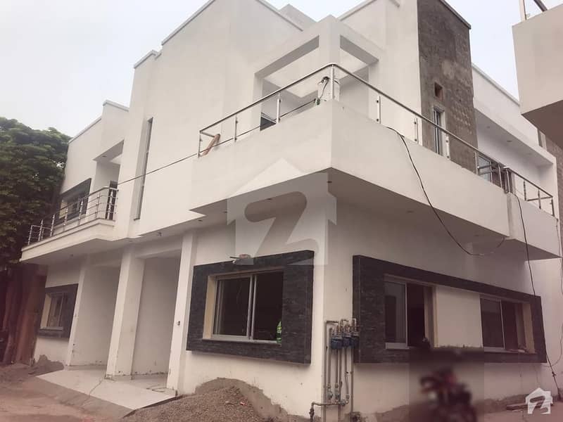 Get This Prominently Located House For Great Price In Lahore