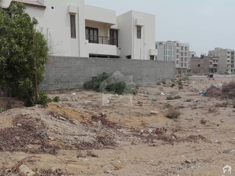 200 Square Yards Commercial Plot In The Perfect Location Of DHA Defence Available