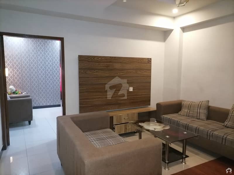 580 Square Feet Spacious Flat Available In Bahria Town For Sale