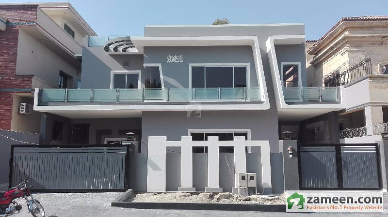 F-11 - 500 Sq/yd 6 Bedrooms Double Unit Brand New First Entry Architect Design House For Sale