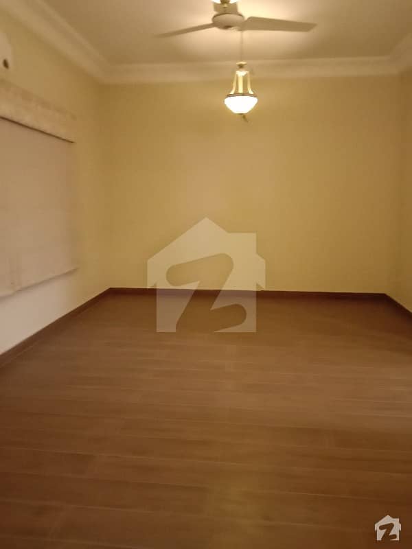 3 Bed D/D Apartment For Sell