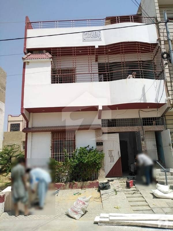 گلشنِ معمار گداپ ٹاؤن کراچی میں 2 کمروں کا 5 مرلہ مکان 25 ہزار میں کرایہ پر دستیاب ہے۔