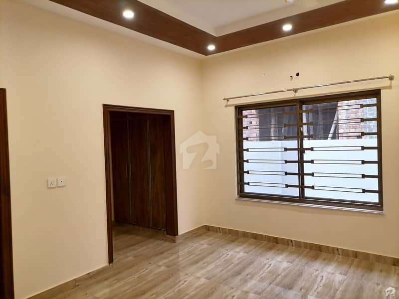A 16 Marla Upper Portion In Lahore Is On The Market For Rent