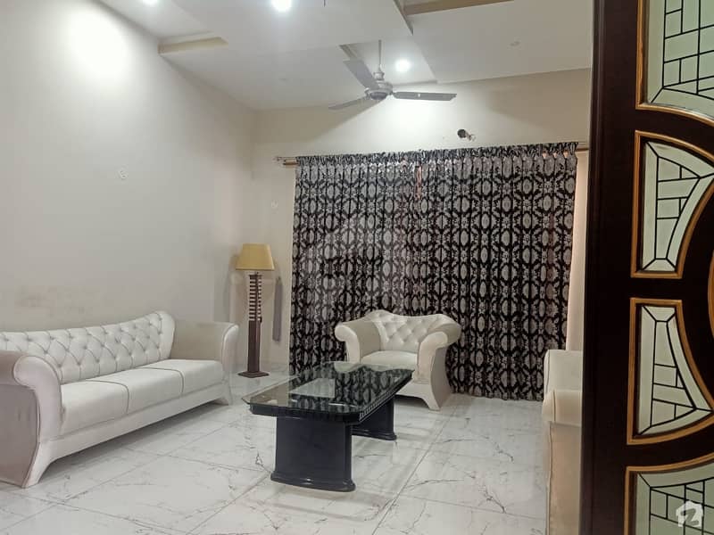 17 Marla House In Rehman Shaheed Road For Sale