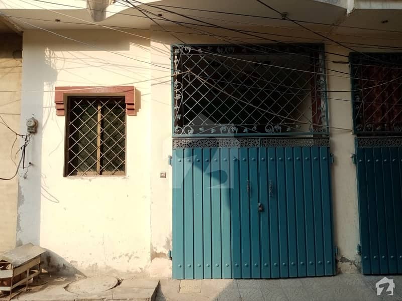 563 Square Feet Spacious Upper Portion Is Available In Rachna Town For Rent