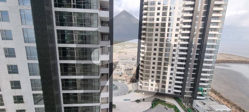 4 Bed Apartment Available In Pearl Reef Towers Emaar Crescent Bay Karachi