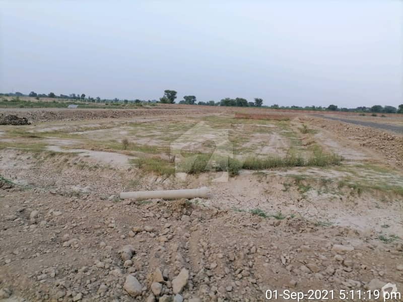 Get Your Hands On Ideal plot In Faisalabad For A Great Price