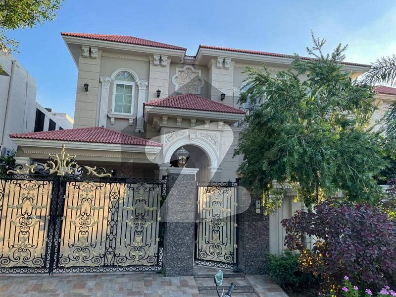 1 Kanal Luxury House Is Available To Sale 1 Kanal Luxury House Is Available To Sale