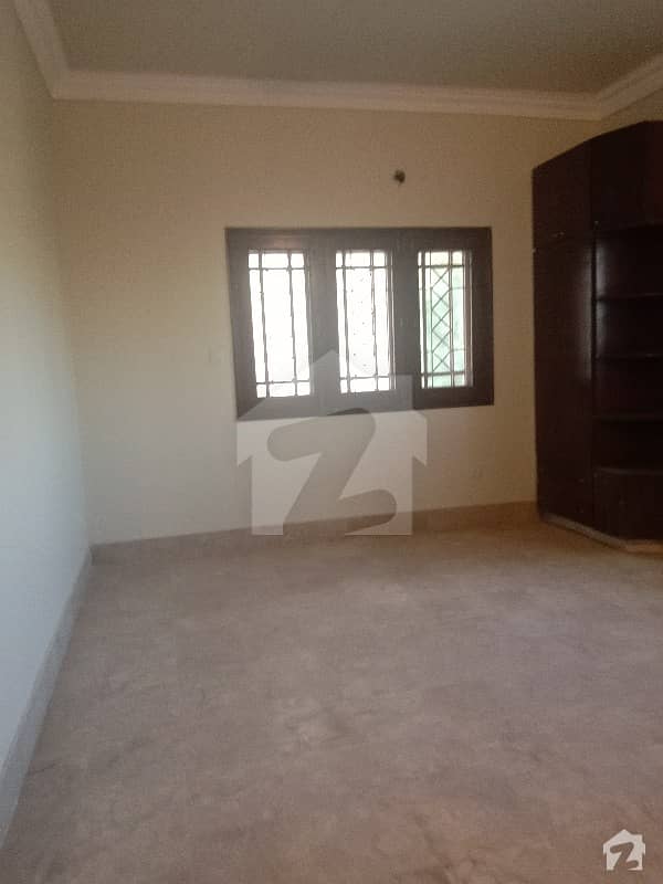 2 Bed Lounge Portion For Rent In Ph. 5