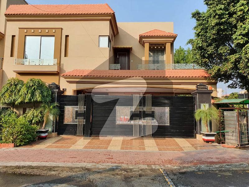 12 Marla Corner House For Sale In Jasmine Block Bahria Town Lahore