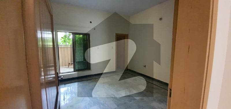House Of 1125 Square Feet Is Available For Rent In Jhagra, Jhagra