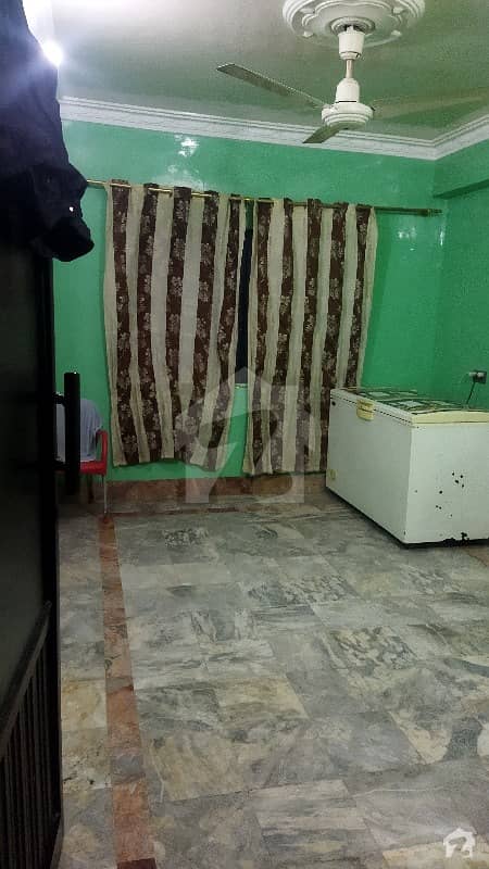 نواب آباد لیاری ٹاؤن کراچی میں 2 کمروں کا 1 مرلہ فلیٹ 25 لاکھ میں برائے فروخت۔
